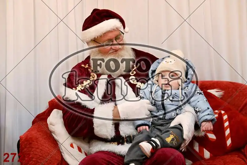 21.12. 15 00 DO 17 30 8 - FotoKurti