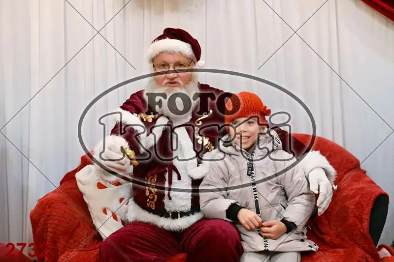 21.12. 15 00 DO 17 30 5 - FotoKurti
