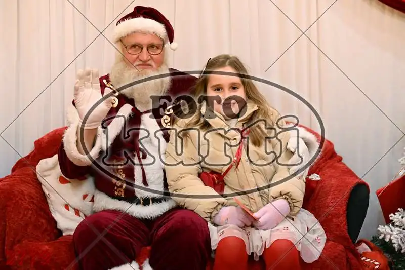 21.12. 15 00 DO 17 30 4 - FotoKurti