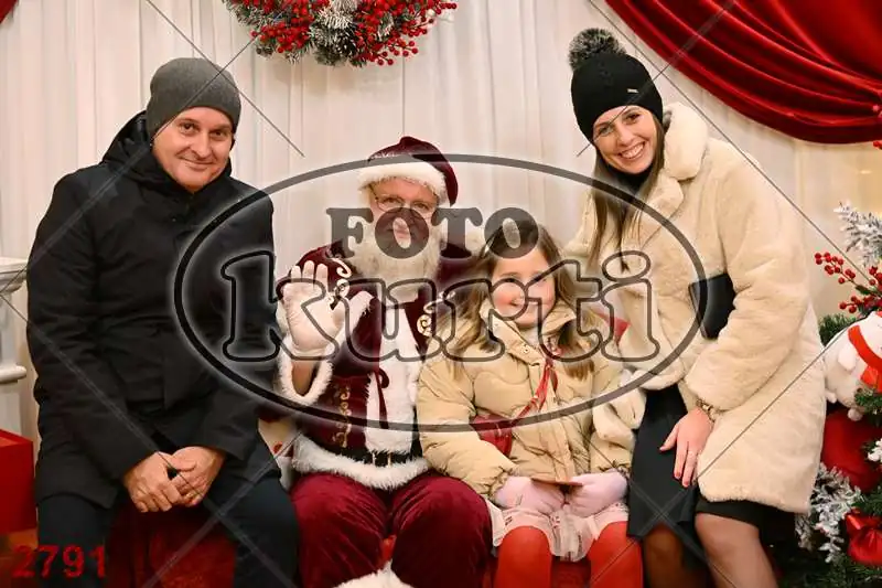 21.12. 15 00 DO 17 30 4 - FotoKurti