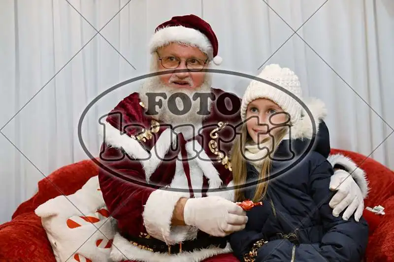 21.12. 15 00 DO 17 30 10 - FotoKurti
