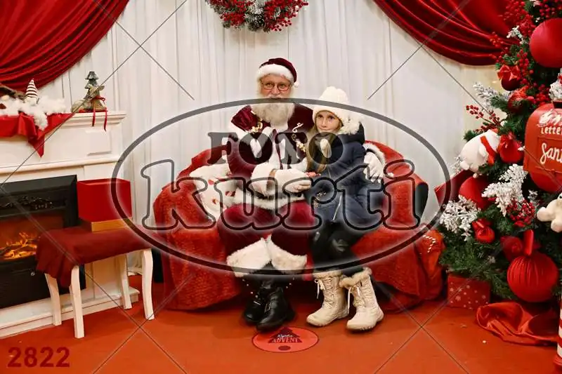 21.12. 15 00 DO 17 30 11 - FotoKurti