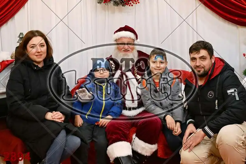 21.12. 15 00 DO 17 30 11 - FotoKurti