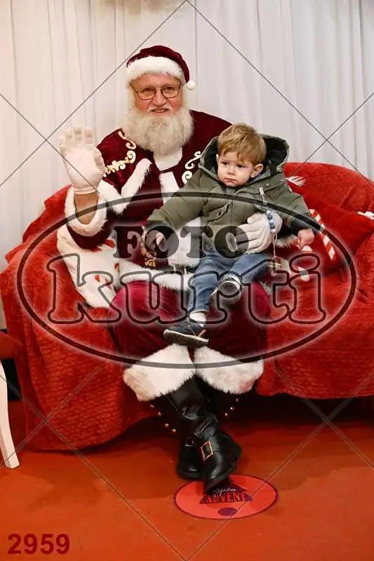 21.12. 15 00 DO 17 30 4 - FotoKurti