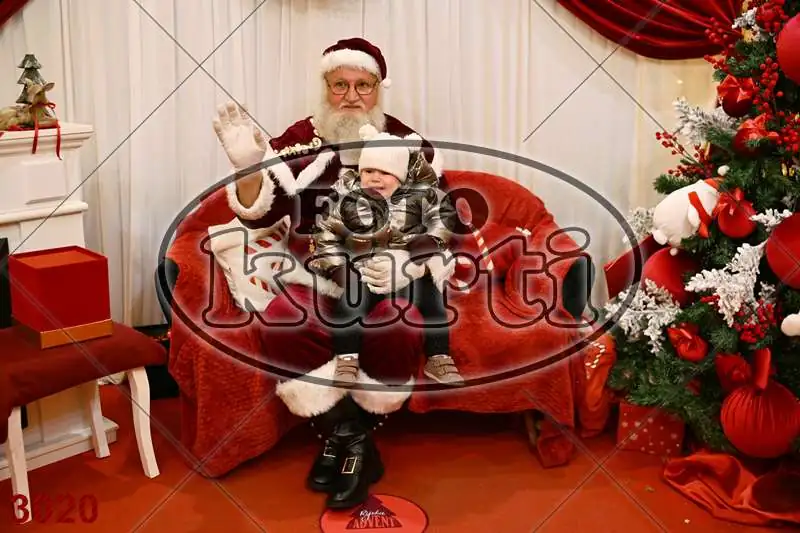 21.12. 15 00 DO 17 30 5 - FotoKurti