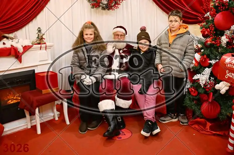 21.12. 15 00 DO 17 30 11 - FotoKurti