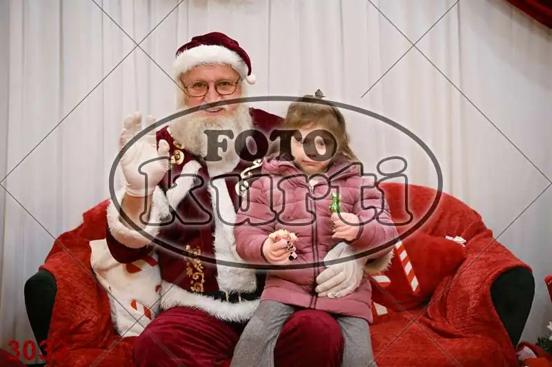 21.12. 17 30 DO 20 00 3 - FotoKurti