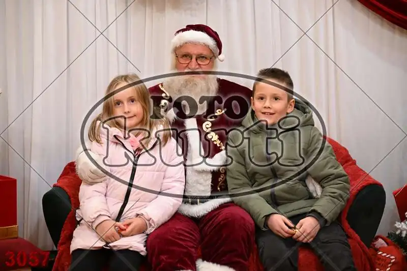 21.12. 17 30 DO 20 00 4 - FotoKurti
