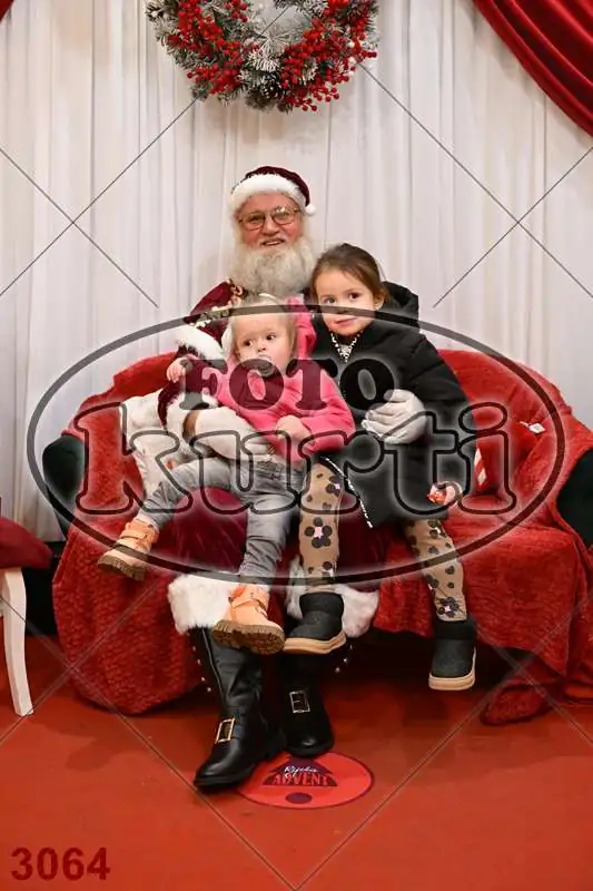 21.12. 17 30 DO 20 00 11 - FotoKurti