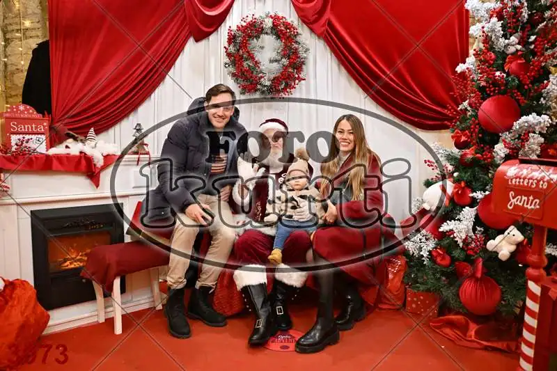21.12. 17 30 DO 20 00 8 - FotoKurti
