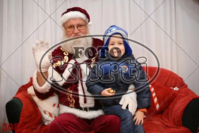 21.12. 17 30 DO 20 00 3 - FotoKurti