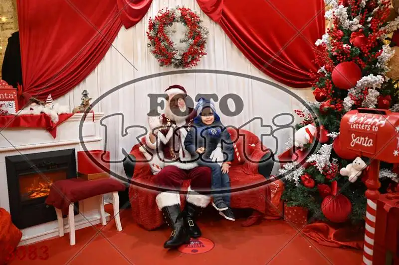 21.12. 17 30 DO 20 00 6 - FotoKurti