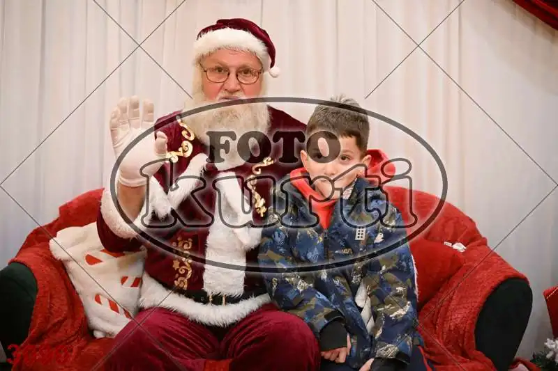 21.12. 17 30 DO 20 00 1 - FotoKurti