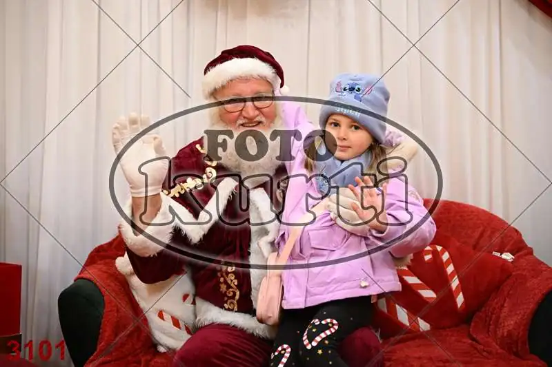 21.12. 17 30 DO 20 00 12 - FotoKurti