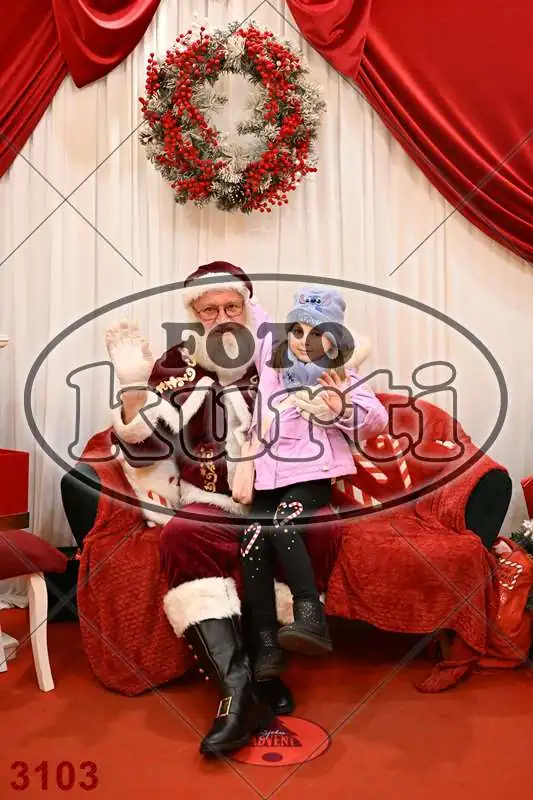 21.12. 17 30 DO 20 00 2 - FotoKurti