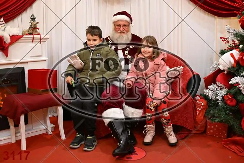 21.12. 17 30 DO 20 00 4 - FotoKurti