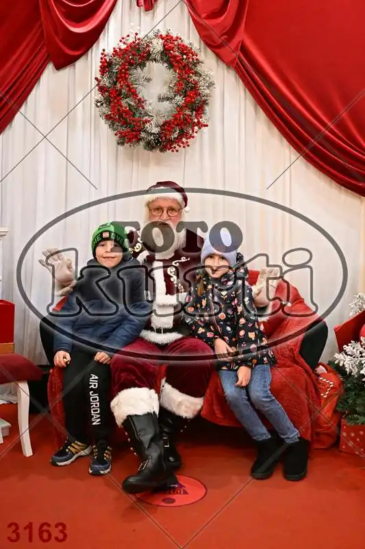 21.12. 17 30 DO 20 00 2 - FotoKurti