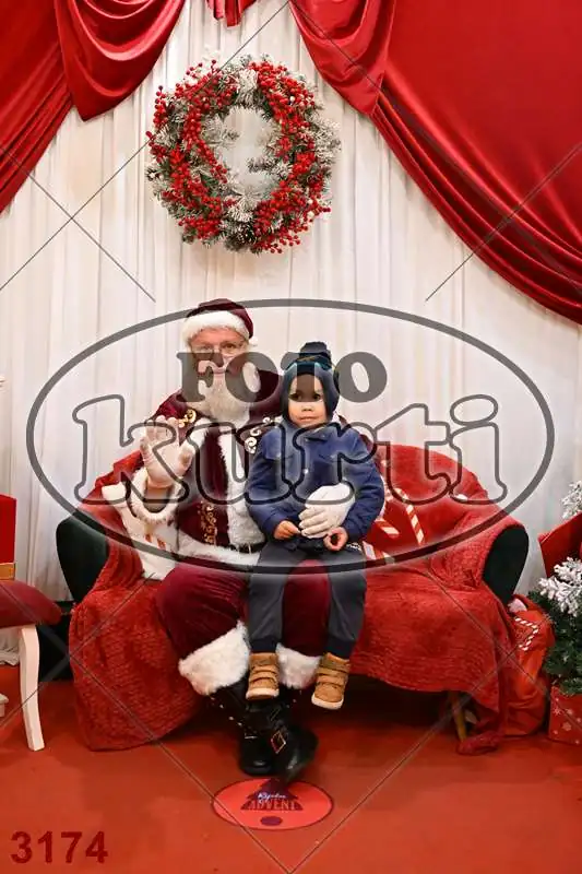 21.12. 17 30 DO 20 00 1 - FotoKurti