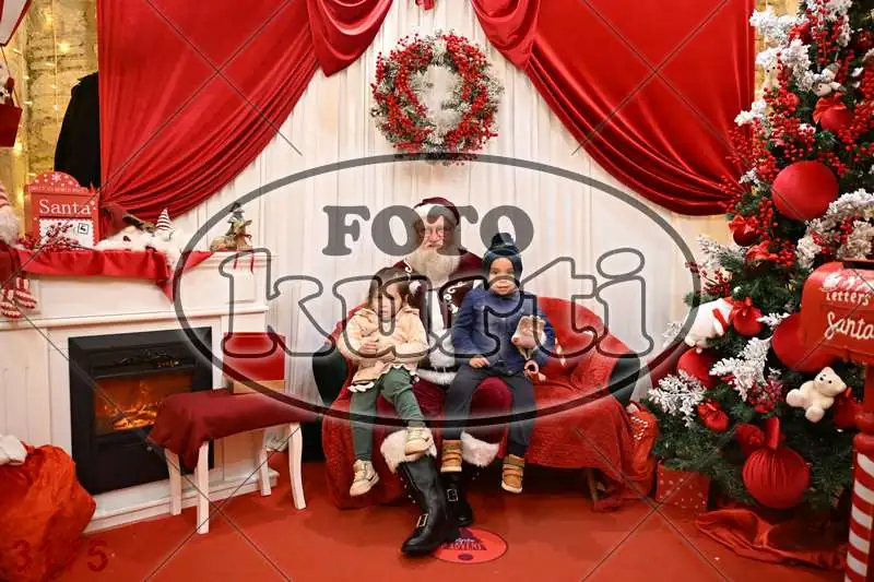 21.12. 17 30 DO 20 00 2 - FotoKurti