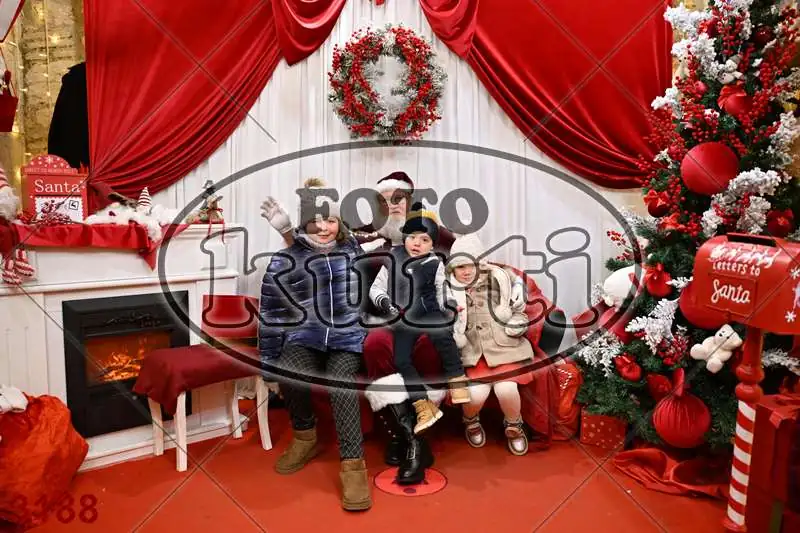 21.12. 17 30 DO 20 00 3 - FotoKurti