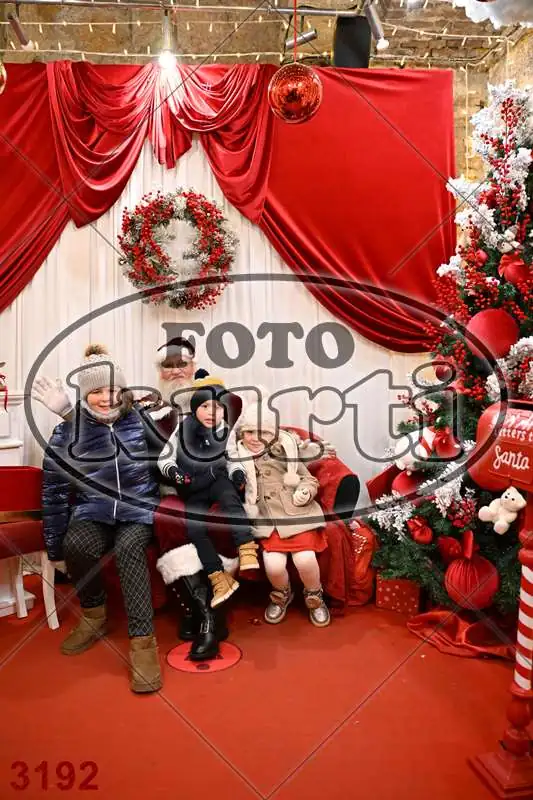 21.12. 17 30 DO 20 00 7 - FotoKurti
