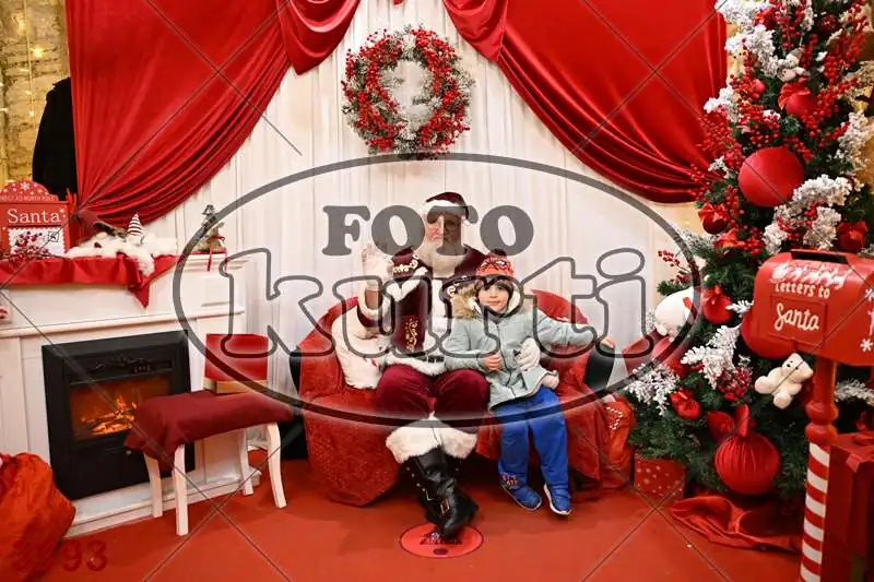 21.12. 17 30 DO 20 00 8 - FotoKurti