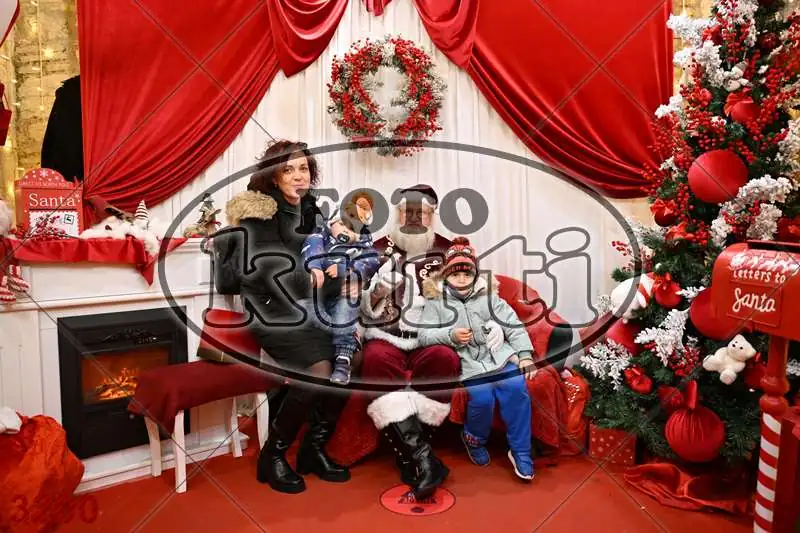 21.12. 17 30 DO 20 00 3 - FotoKurti