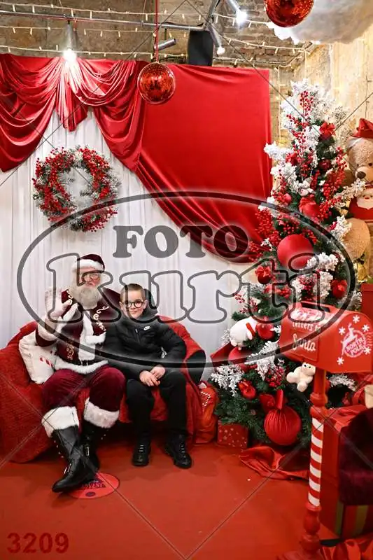 21.12. 17 30 DO 20 00 12 - FotoKurti