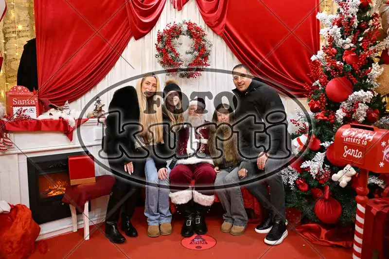 21.12. 17 30 DO 20 00 1 - FotoKurti