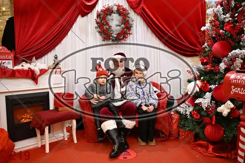 21.12. 17 30 DO 20 00 10 - FotoKurti