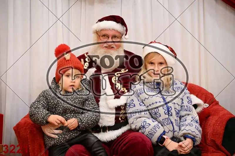 21.12. 17 30 DO 20 00 12 - FotoKurti
