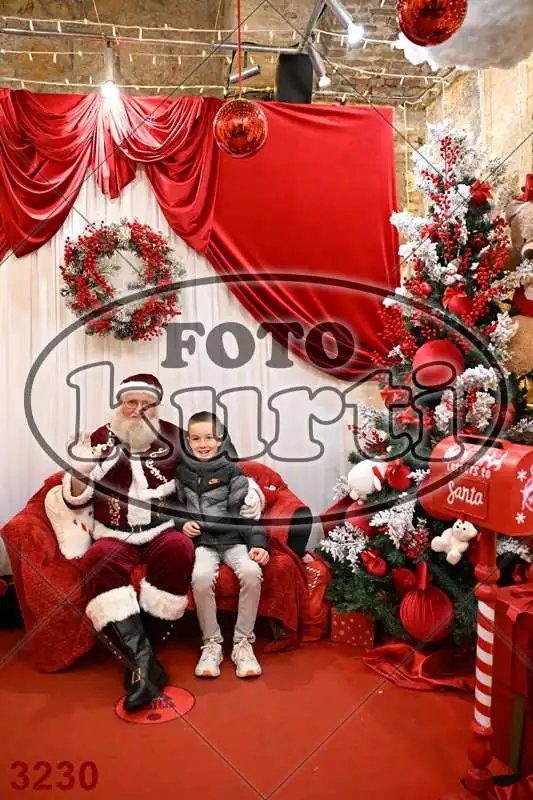 21.12. 17 30 DO 20 00 9 - FotoKurti