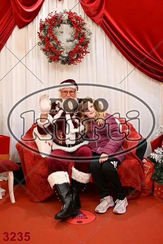 21.12. 17 30 DO 20 00 2 - FotoKurti