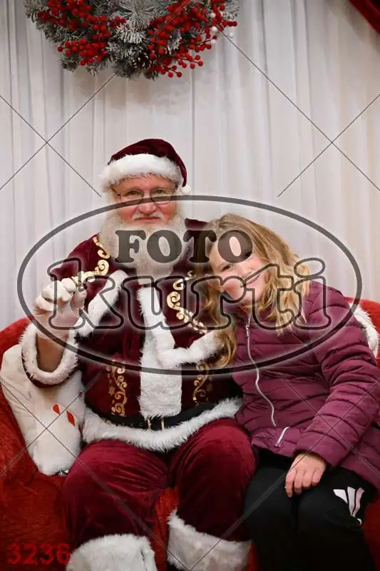 21.12. 17 30 DO 20 00 3 - FotoKurti