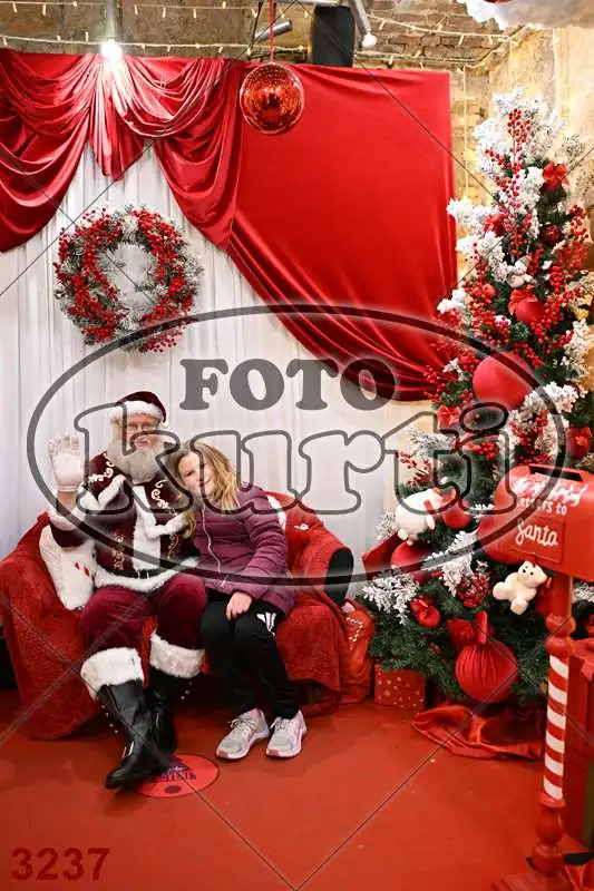21.12. 17 30 DO 20 00 4 - FotoKurti
