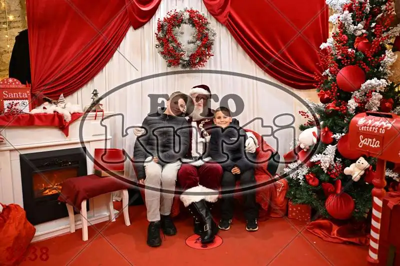 21.12. 17 30 DO 20 00 5 - FotoKurti