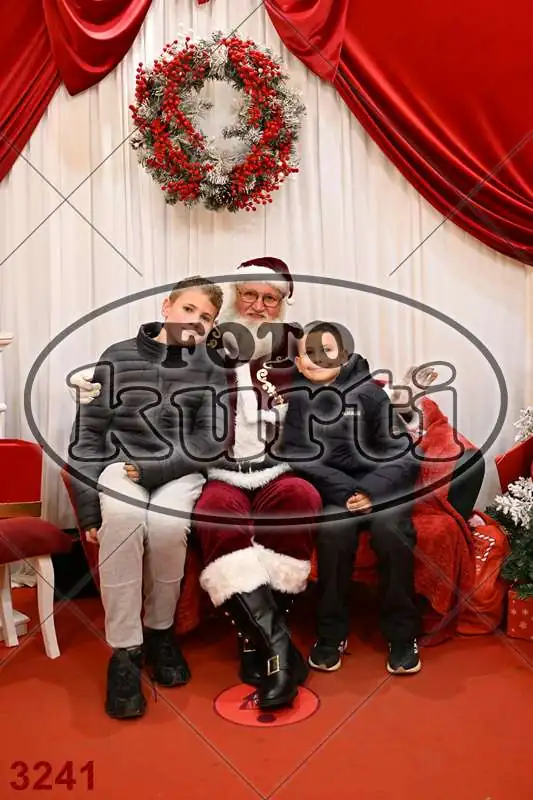 21.12. 17 30 DO 20 00 8 - FotoKurti
