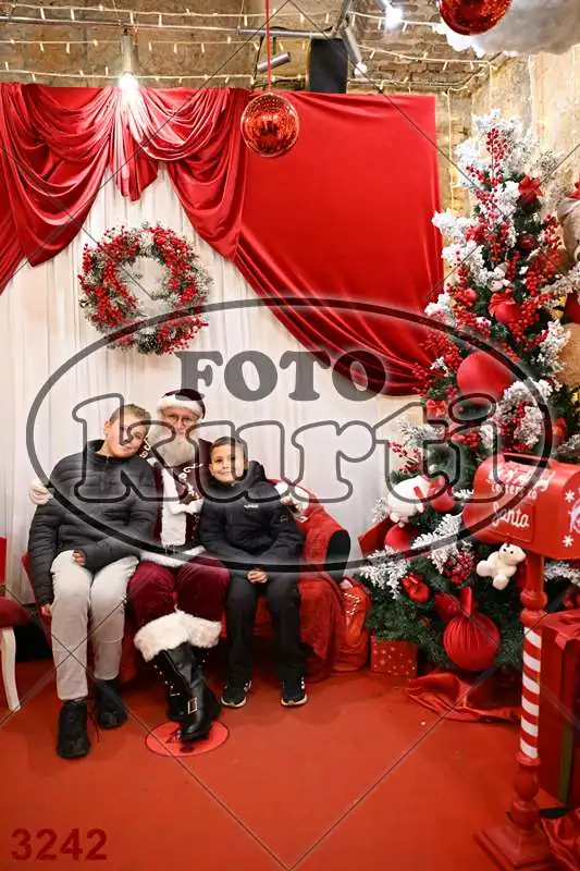 21.12. 17 30 DO 20 00 9 - FotoKurti