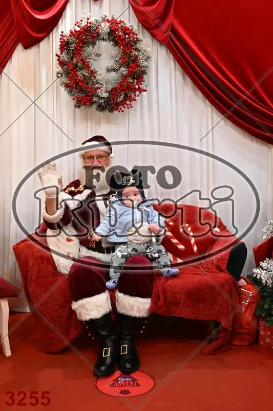 21.12. 17 30 DO 20 00 10 - FotoKurti