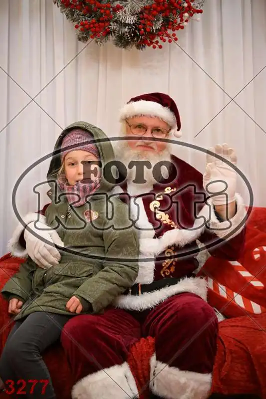 21.12. 17 30 DO 20 00 8 - FotoKurti