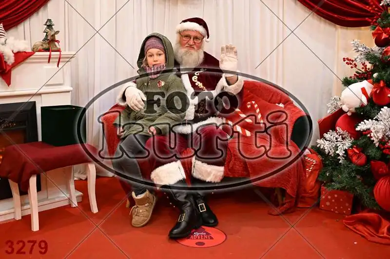 21.12. 17 30 DO 20 00 10 - FotoKurti