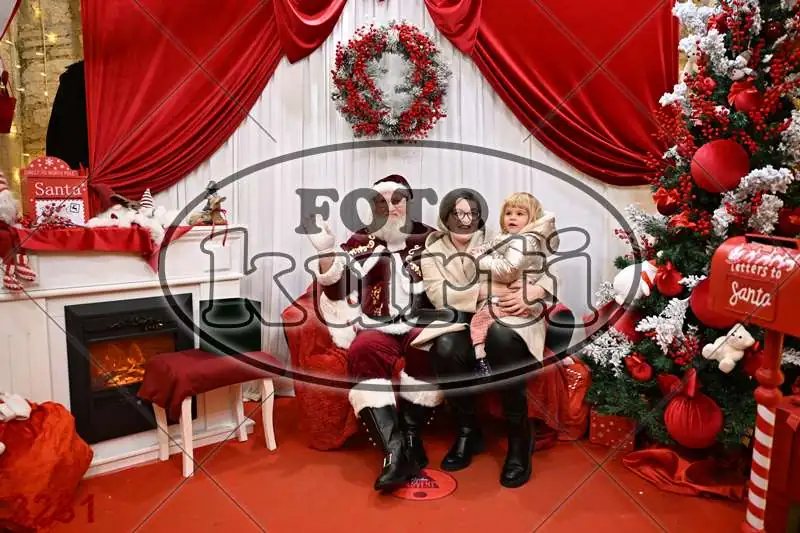 21.12. 17 30 DO 20 00 12 - FotoKurti