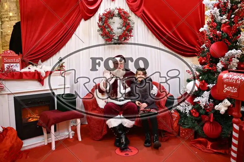 21.12. 17 30 DO 20 00 4 - FotoKurti