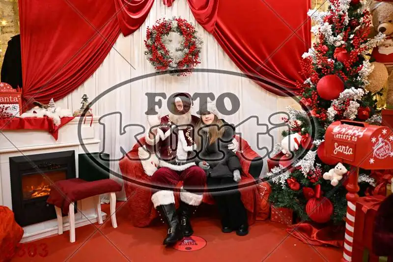 21.12. 17 30 DO 20 00 10 - FotoKurti