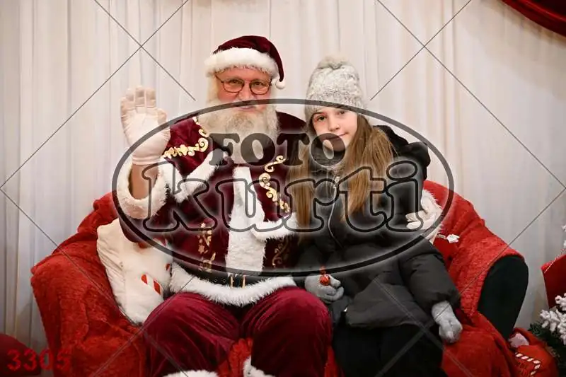 21.12. 17 30 DO 20 00 12 - FotoKurti