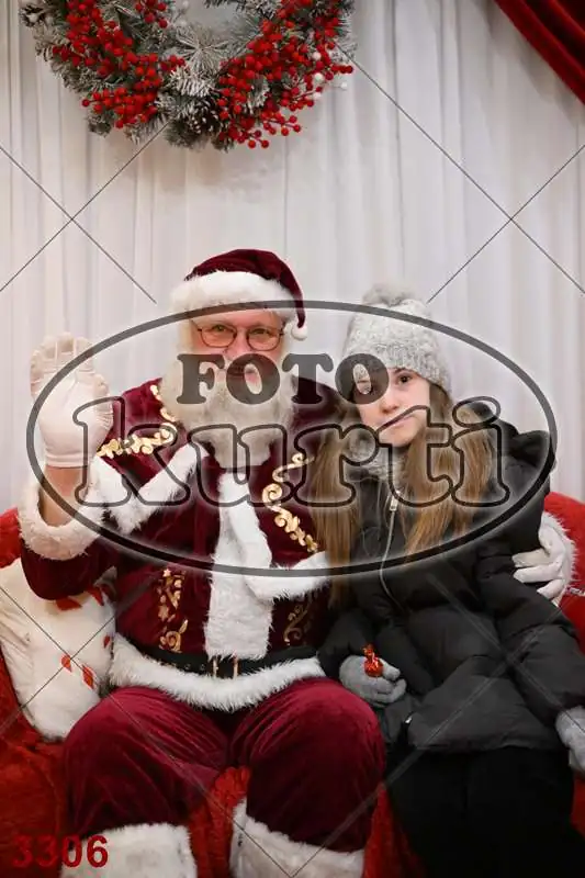 21.12. 17 30 DO 20 00 1 - FotoKurti