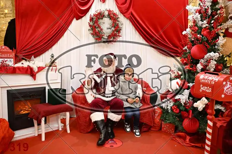 21.12. 17 30 DO 20 00 2 - FotoKurti