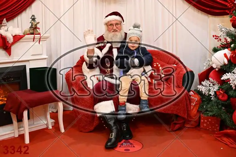 21.12. 17 30 DO 20 00 1 - FotoKurti