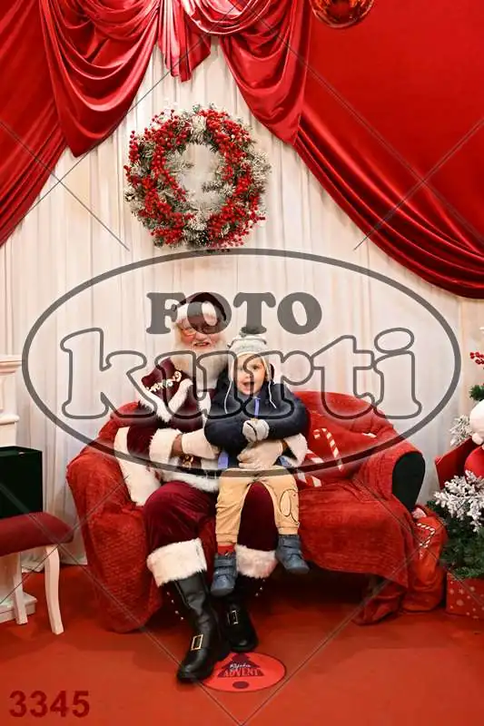 21.12. 17 30 DO 20 00 4 - FotoKurti