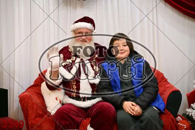 21.12. 17 30 DO 20 00 8 - FotoKurti